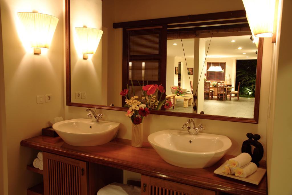 Villa Alex Seminyak Eksteriør billede